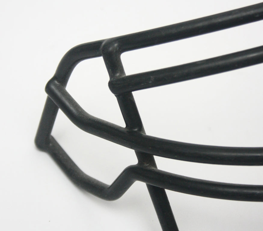 Game Used Schutt ROPO-DW Football Facemask - Black